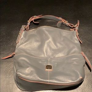 Dooney&Bourke Pocket Sac